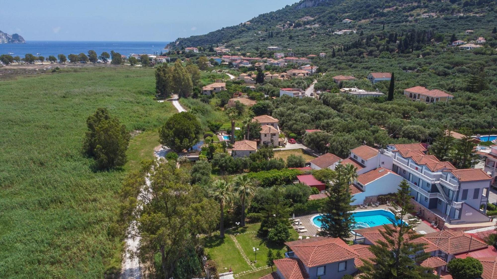 Markella Holiday Resort By "Elite" Marathiás Exteriör bild